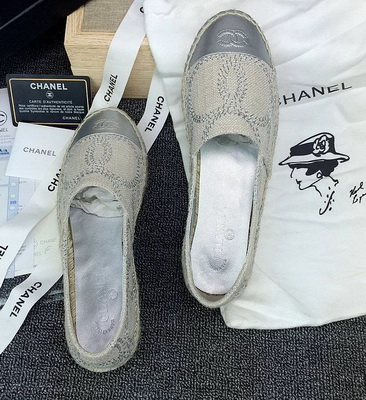 CHANEL Loafers Women--043